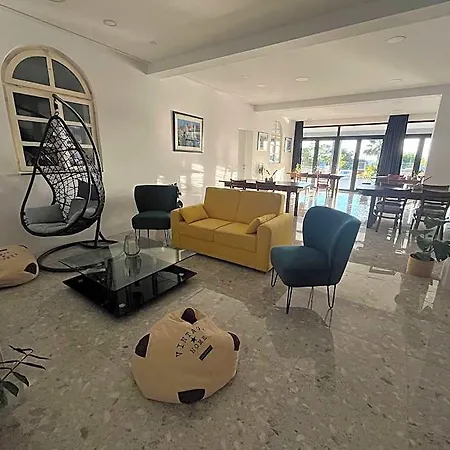 Hotel Dela